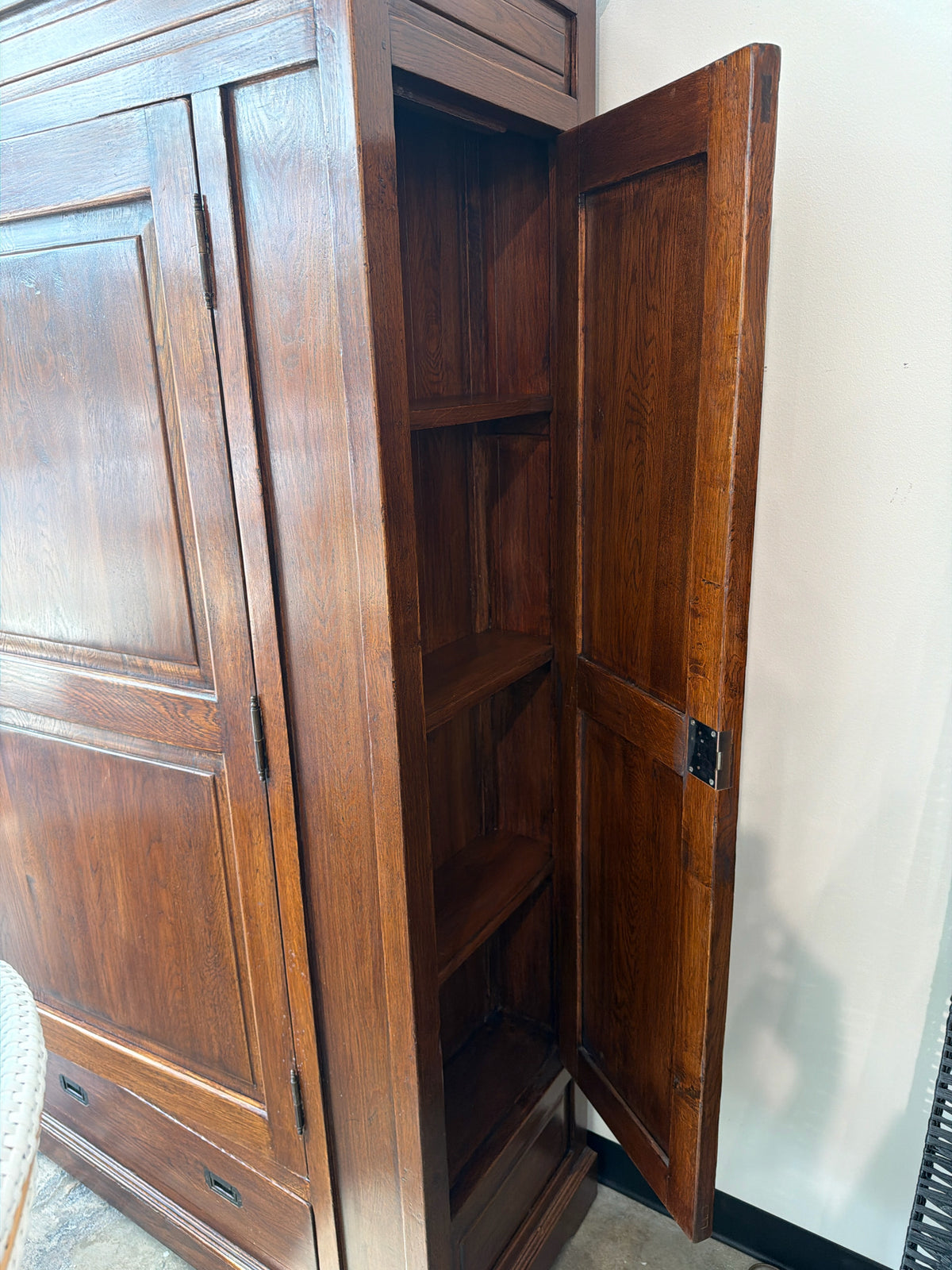 Antique English Armoire/Liquor Cabinet w/ Key 51w X 76j X 20.5d