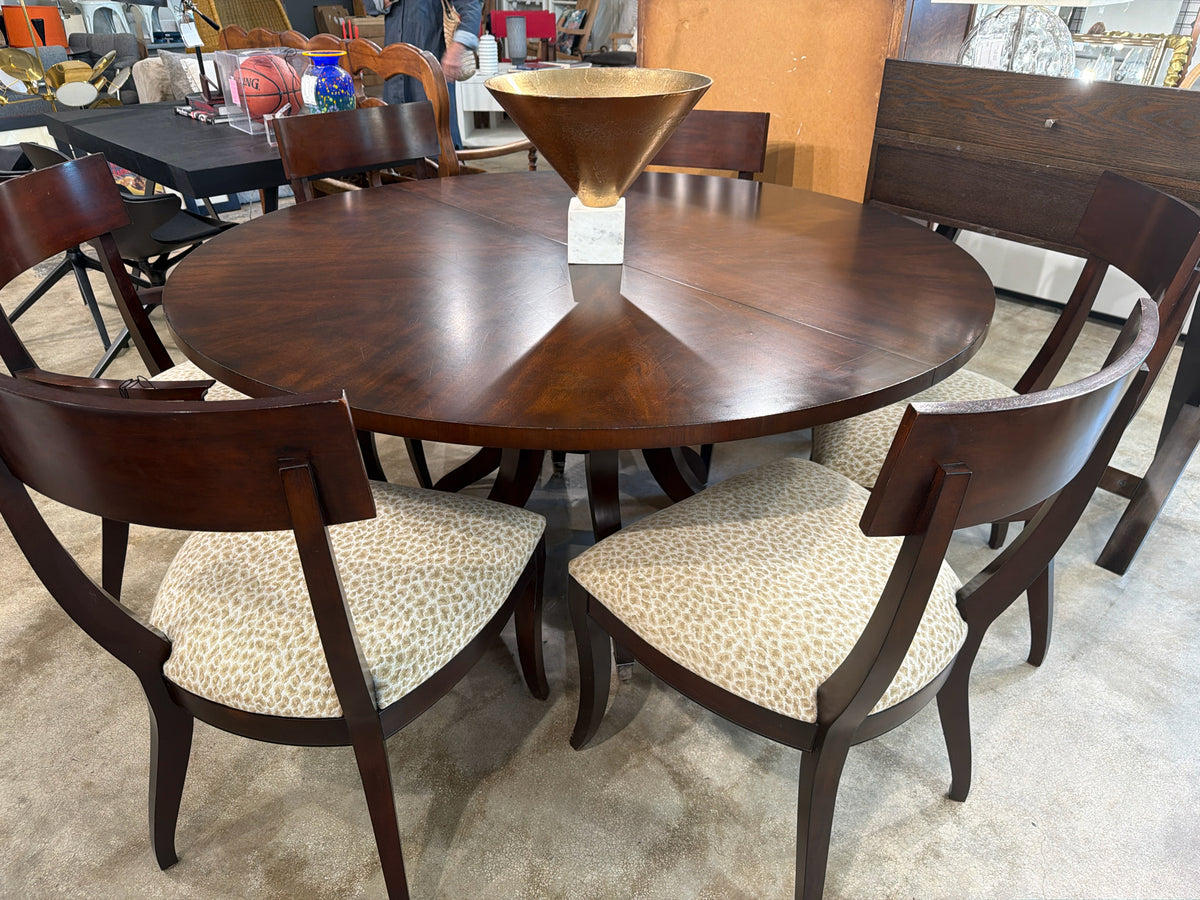 Ethan Allen, Ashcroft 60" Dining table w/ One Leaf Extension