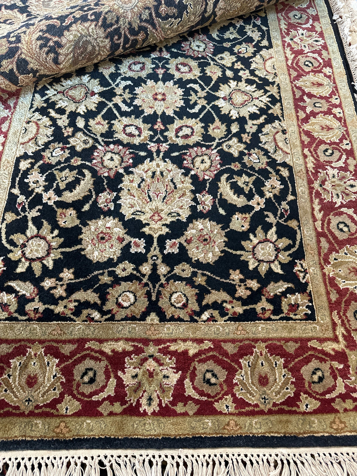 (74" x 48") Hand Knotted 100% Wool Rug Burgundy/Black/Beige