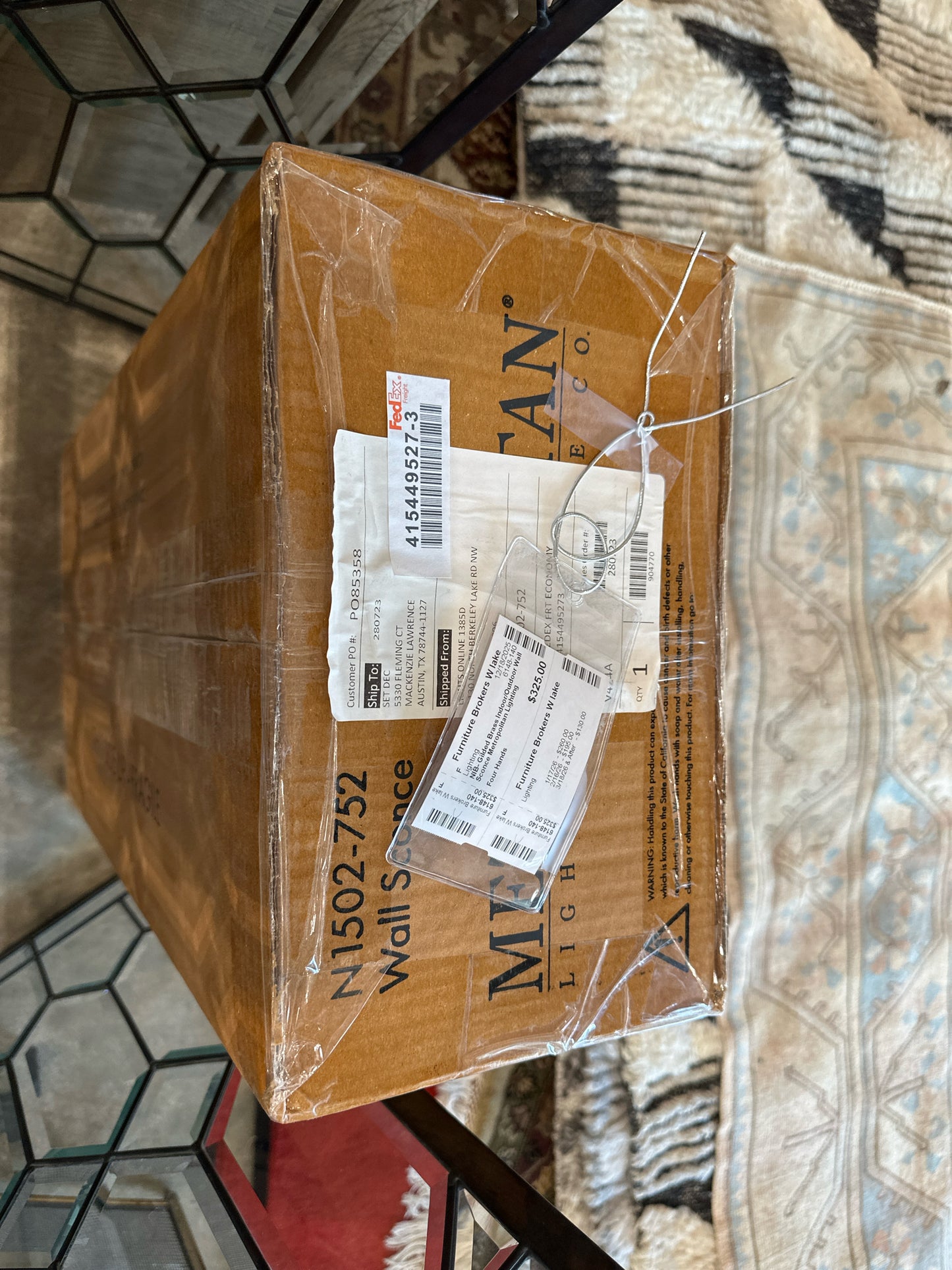 NIB- Gilded Brass Indoor/Outdoor Wall Sconce Metropolitan Lighting