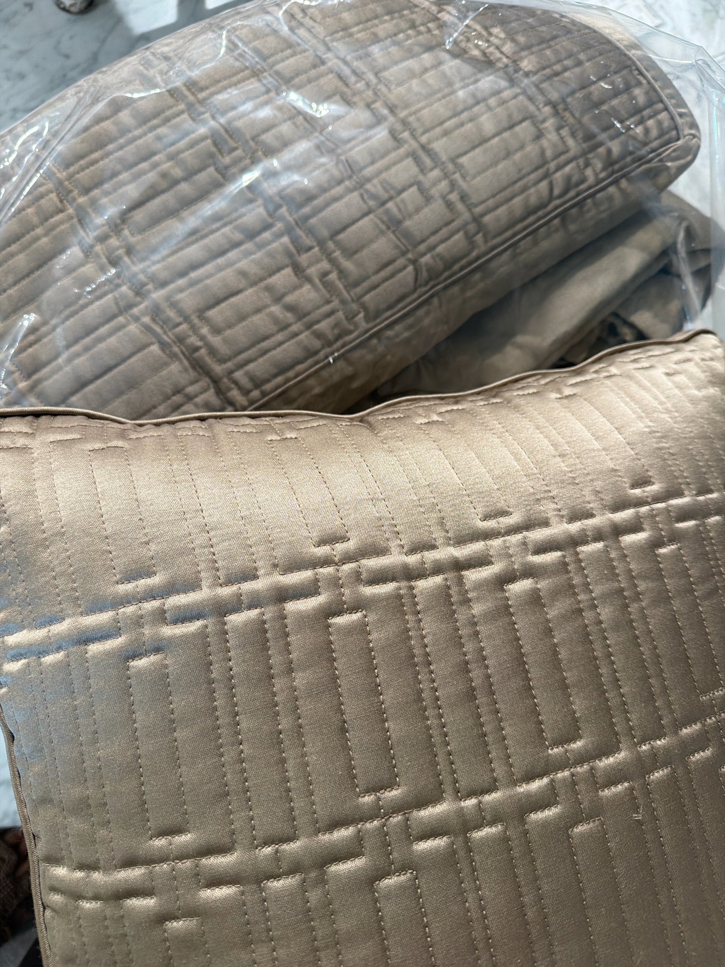 Hotel Collection, King Duvet Cover, Coverlet, 2 King Sham covers & Pillow -Taupe
