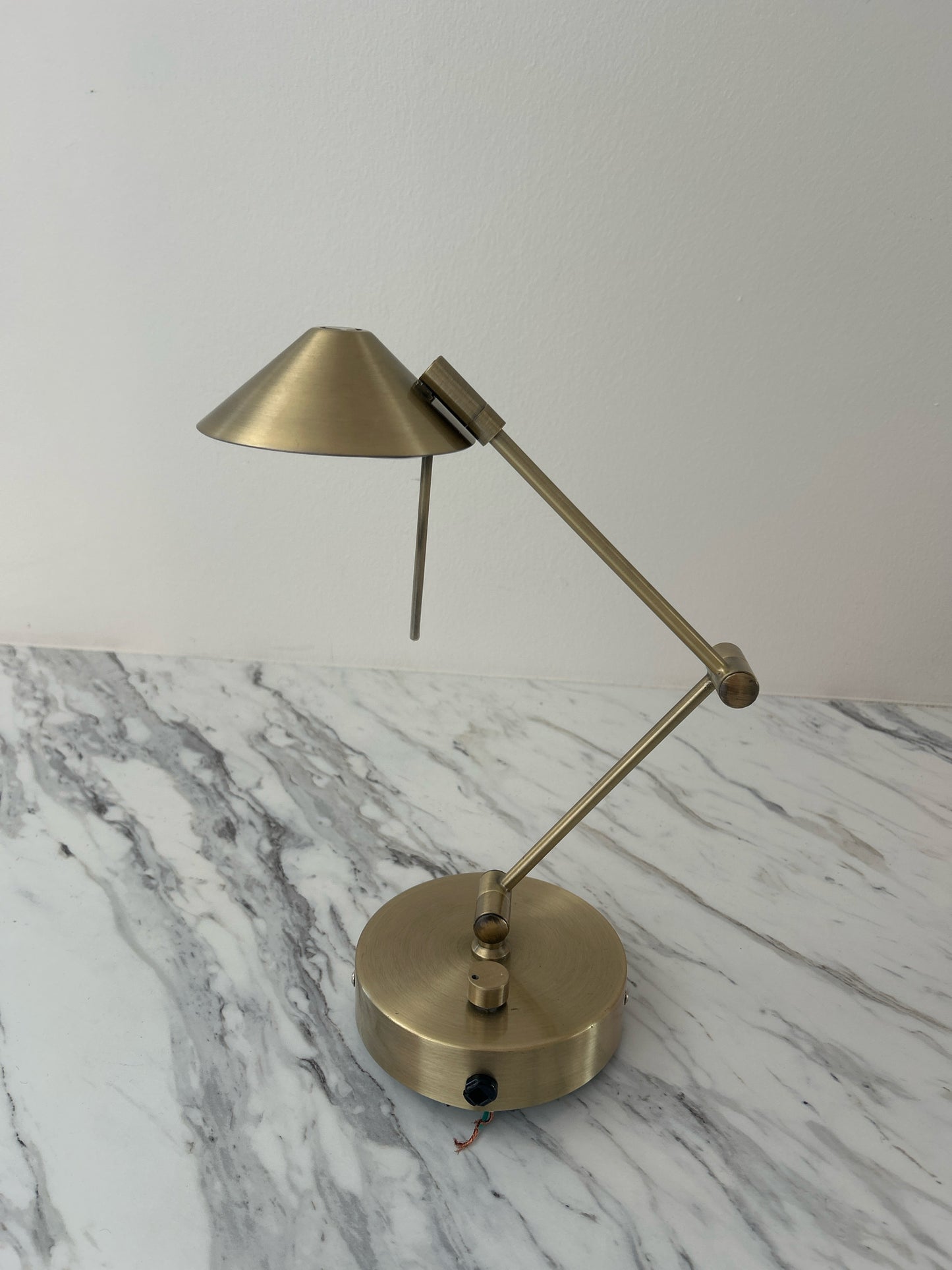 NIB George Kovaes Swing Arm Wall Sconce Honey Gold