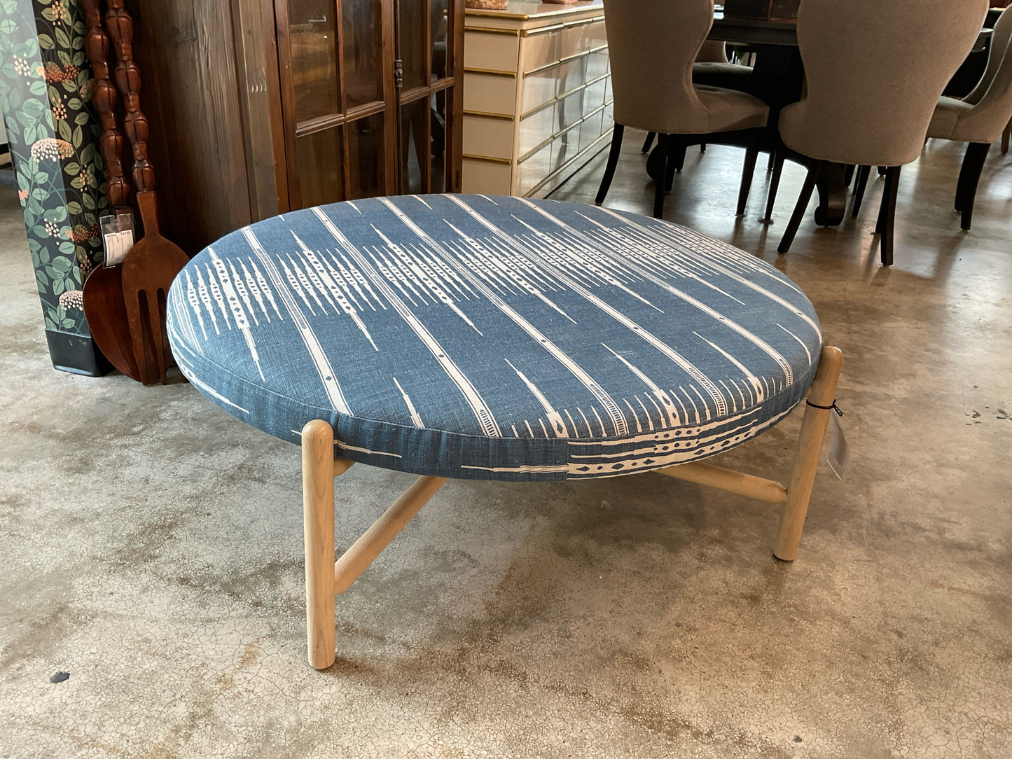 Mitchell Gold, 45" Dia. Finn Ottoman w/ Denim & White Broken Stripe - Wood Legs