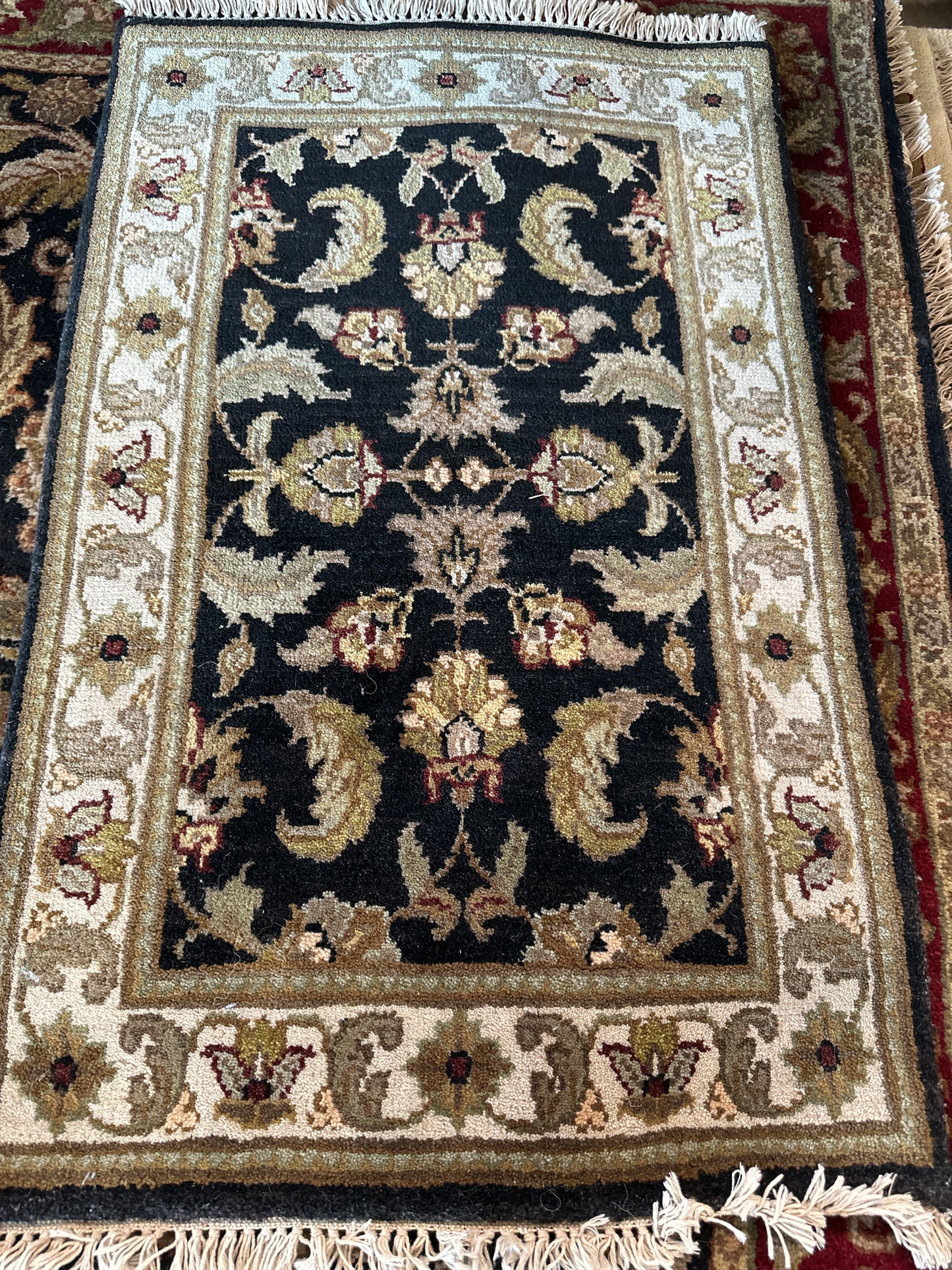 (24"x 40") Hand Knotted 100% Wool Entry Way Rug w/ Black/Olive Green