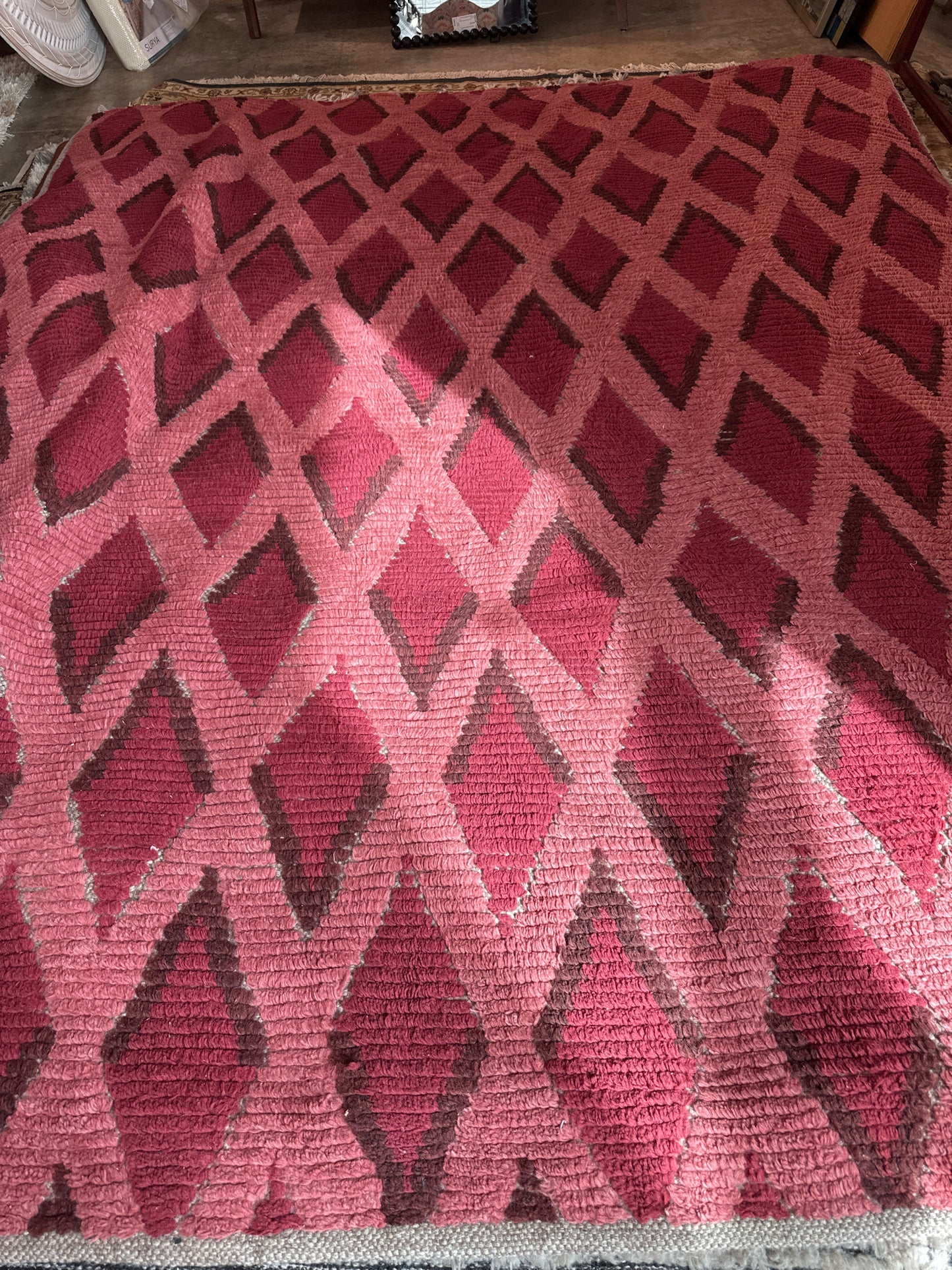 Green Row Veliver Shag Rug 8 x 10-Pink/Brown/Red