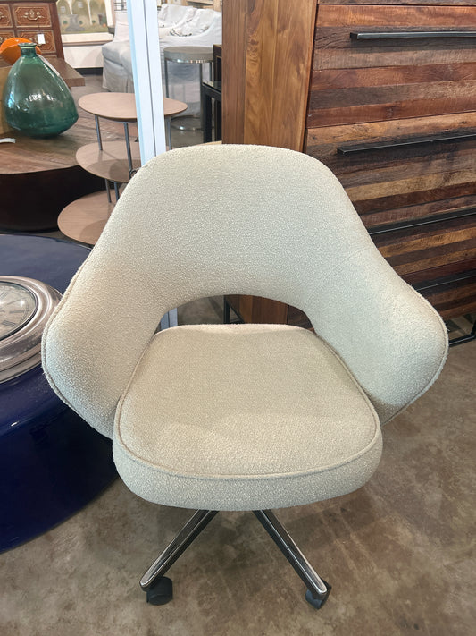 Design Within Reach Knoll Saarinen Office Chair