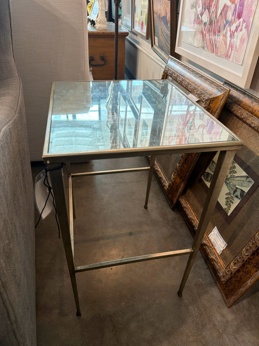 Mirrorred Side Table 18 x 15