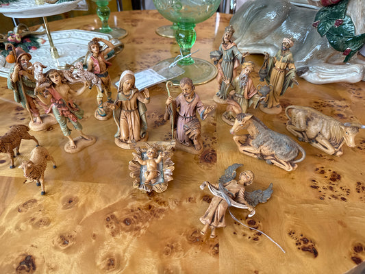 Vintage Fontanini Nativity Set 14 Pieces, Made in Italy by Simonetti