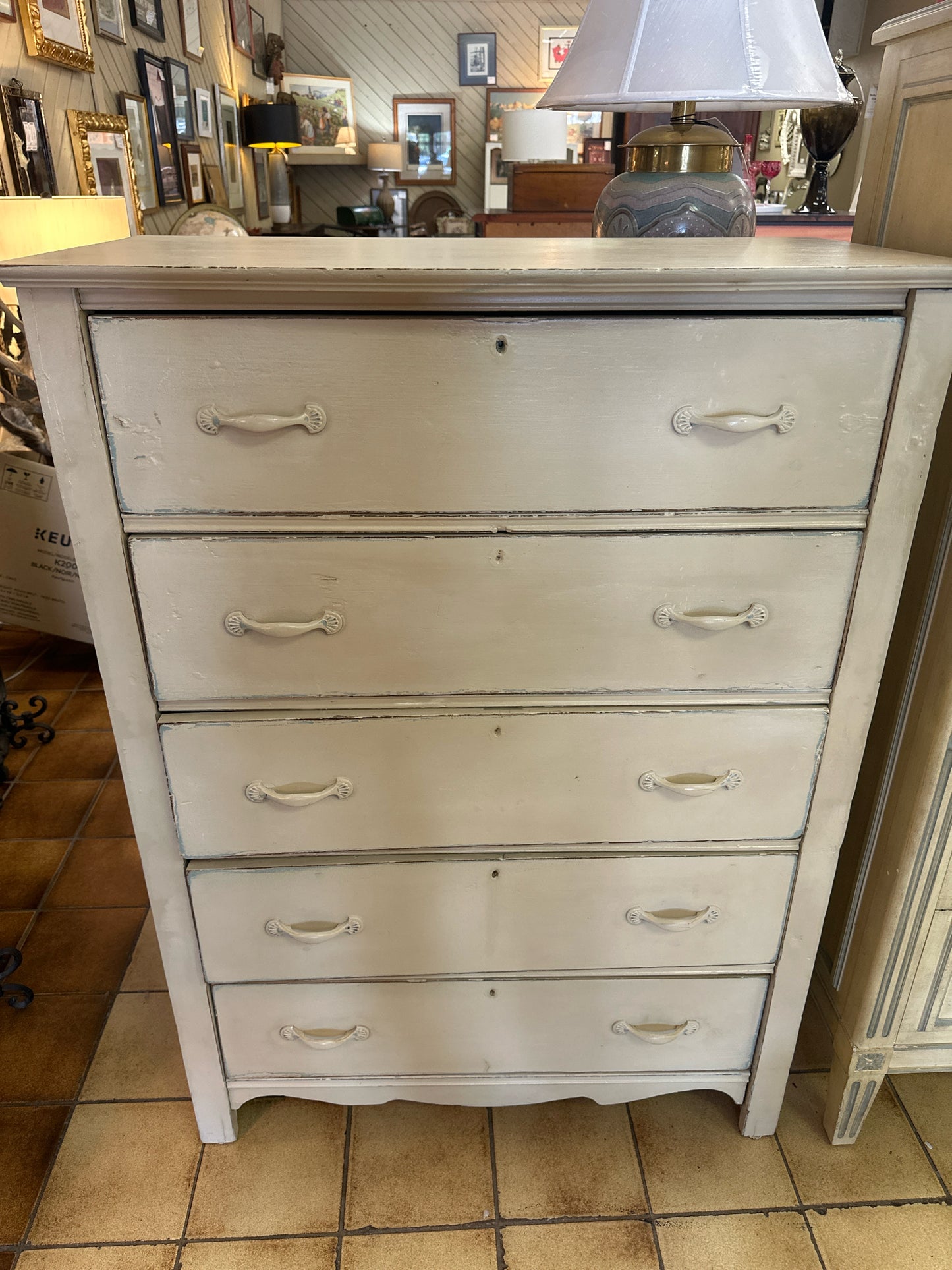 Vintage Cream Painted Dresser 5 Drawers