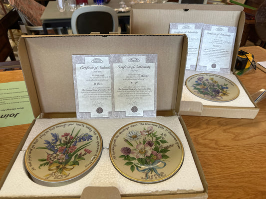 Bradford Exchange SET of 6 Pairs in Boxes of Floral Month Plates - 1 Year