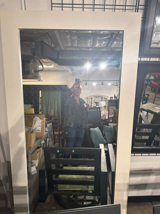White Floor Mirror (78x40)