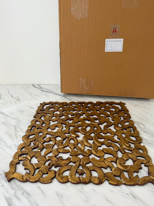 NIB SET of 4 Vendome Square Gold Placemats