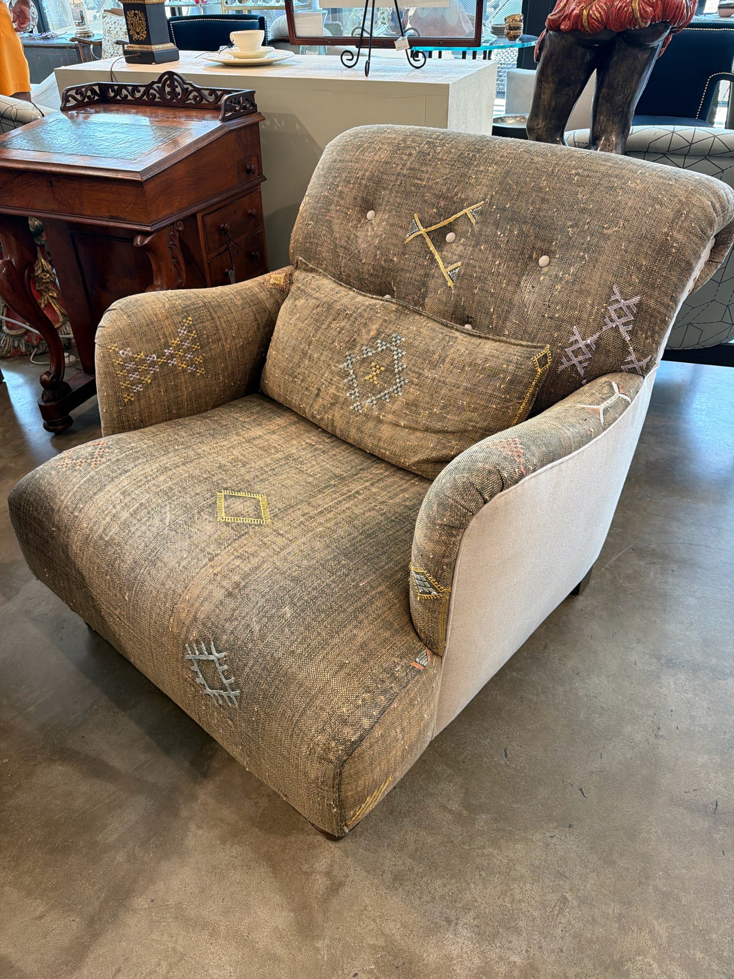 Club Chair Moroccan Kilim Print