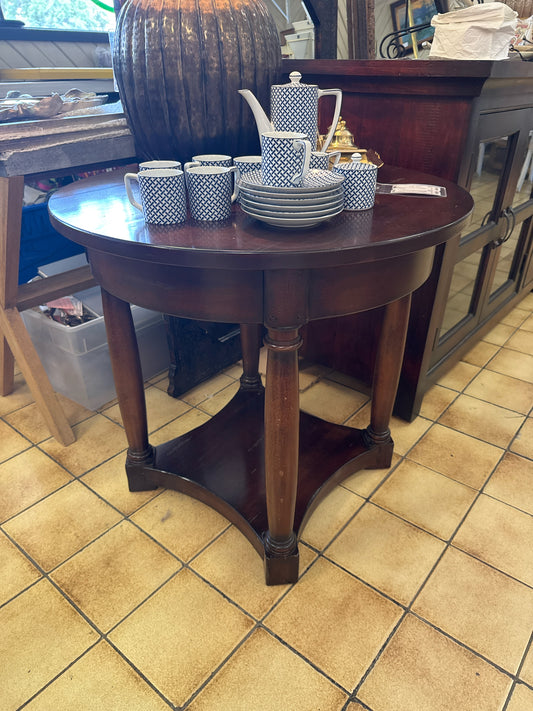 Sherrill Round Wood Side Table 30x30x28