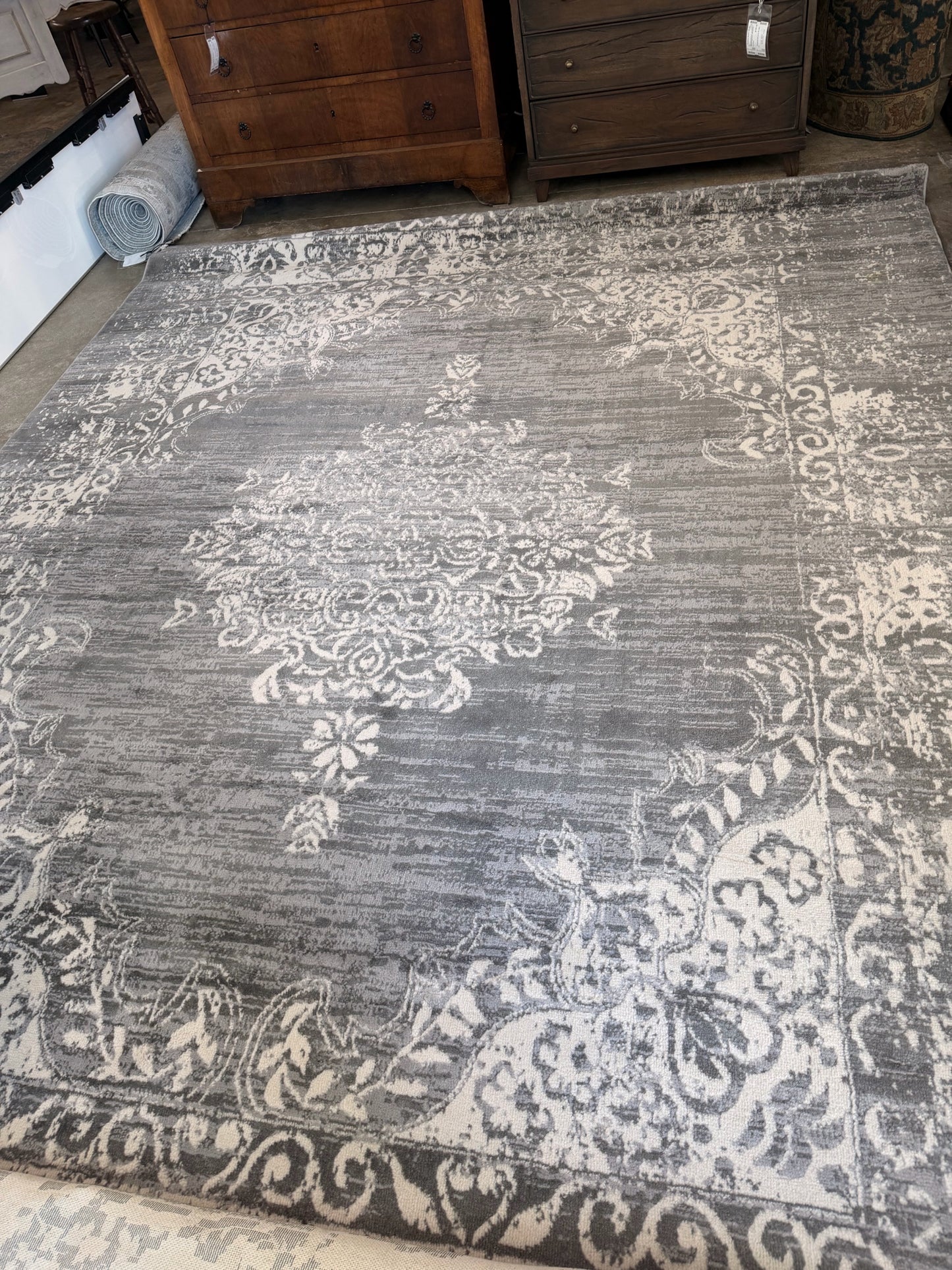 Monaco Collection Grey Rug 7'10" X 10 -Machine Made