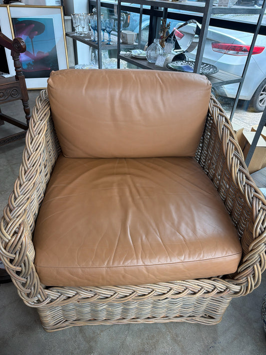 Vintage Rattan/Leather Swivel Chair