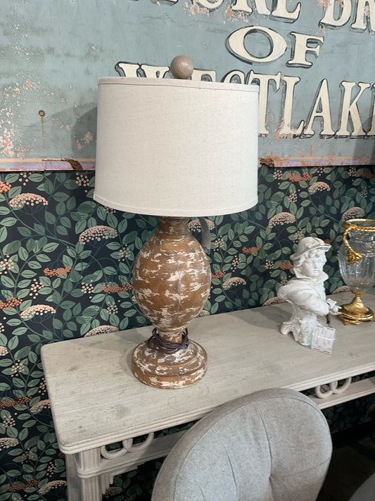 Round Top, 30H Distressed Oak Wood Lamps w/Linen Shade