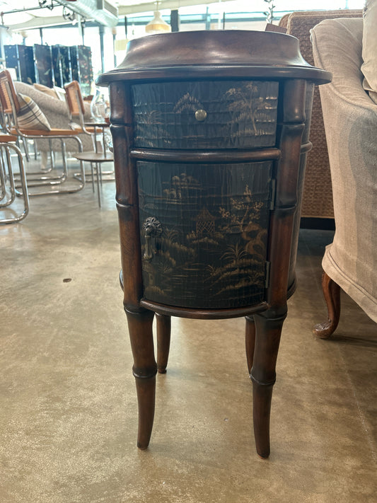 Ethan Allen Chinoiserie Round Accent Table w/ Drawer