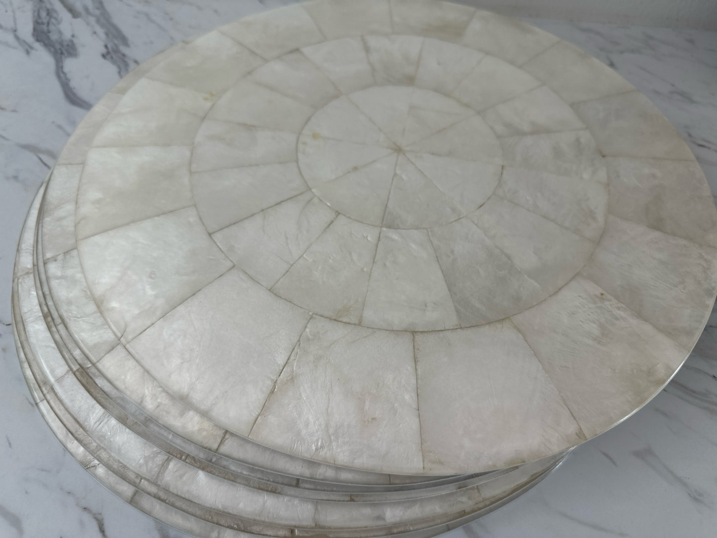 SET of 8 Round Capiz Placemats