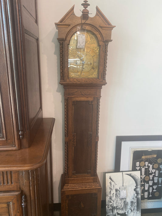 Vintage Grandmother Clock (needs key/as is)