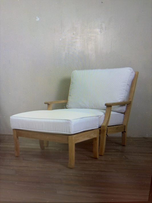 Marie Albert Bridgehampton Ottoman with White Cushion (New)