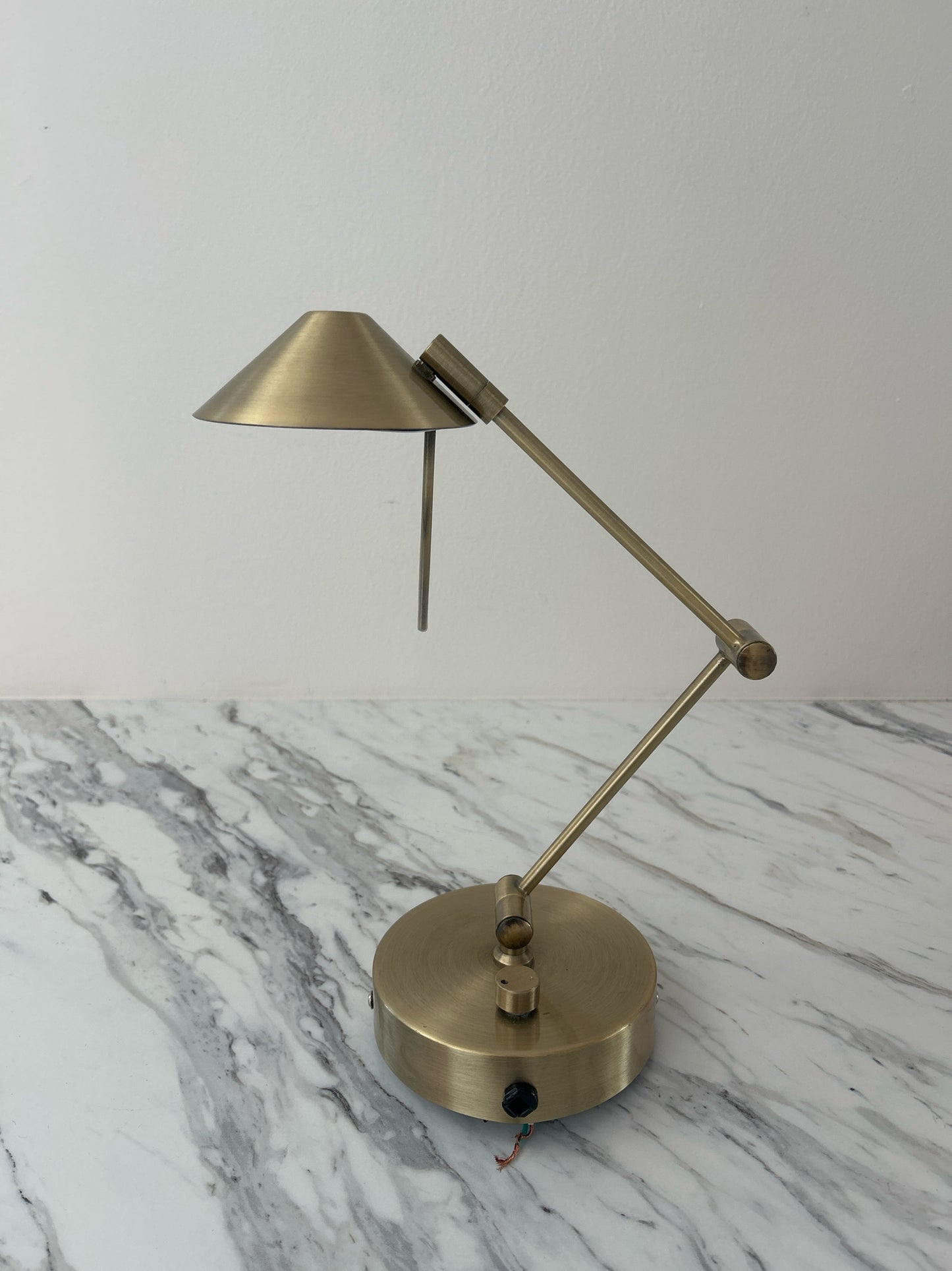 NIB George Kovaes Swing Arm Wall Sconce Honey Gold