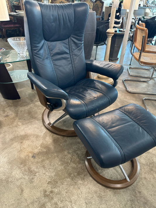 Ekornes Stressless Oxford Blue Leather Chair & Ottoman w/ Walnut
