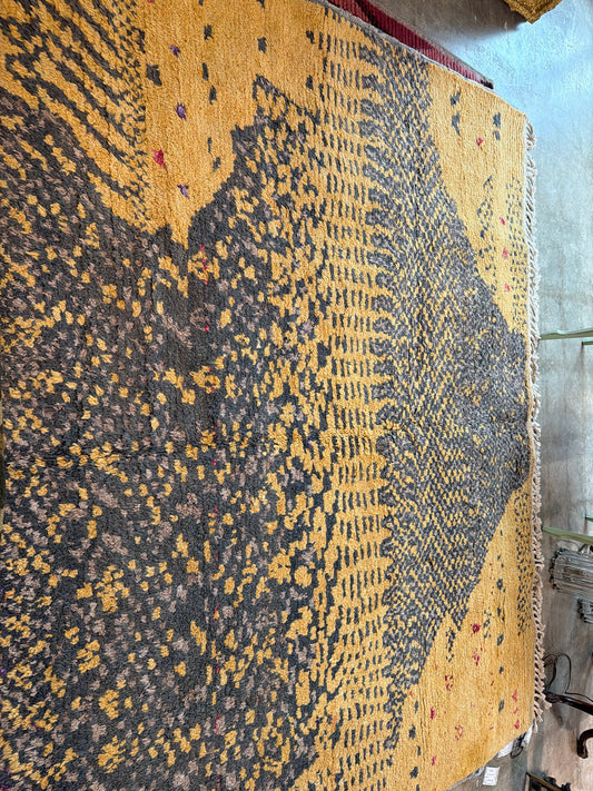 Yellow/Pink/Gray Moroccan Rug with Fringe 8' x 10'