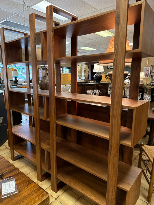 MCM Commune Singapore - Contemporary Wood Bookshelf