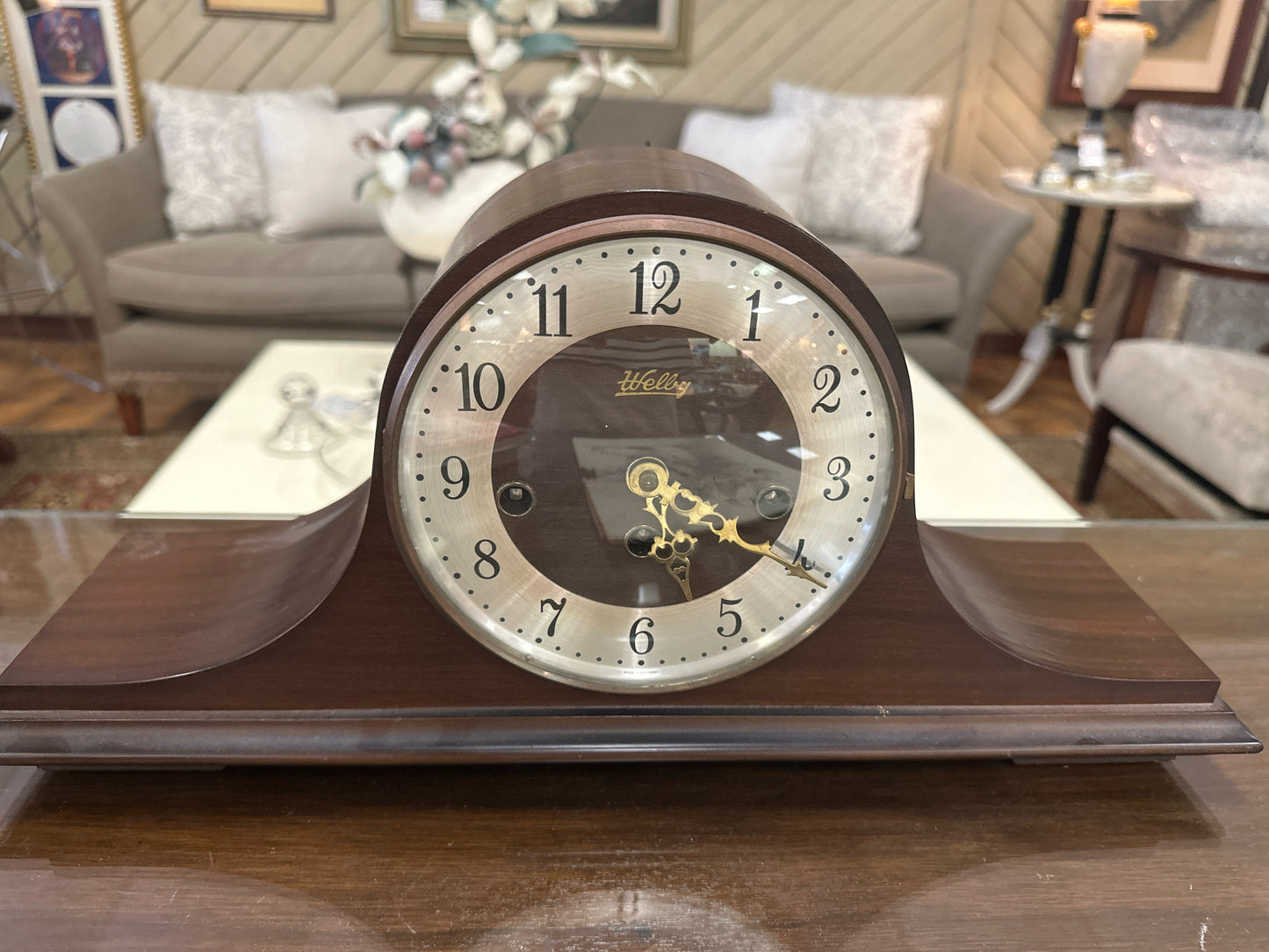 Antique Mantle Wood Clock Chimes