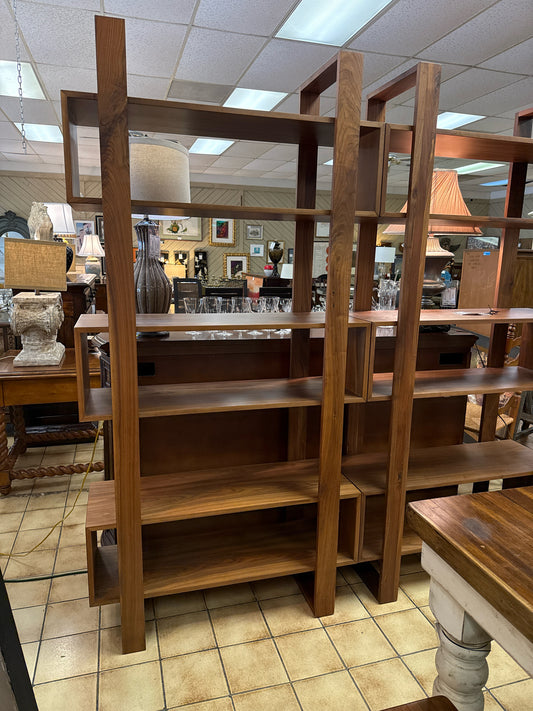 MCM Commune Singapore - Contemporary Wood Bookshelf