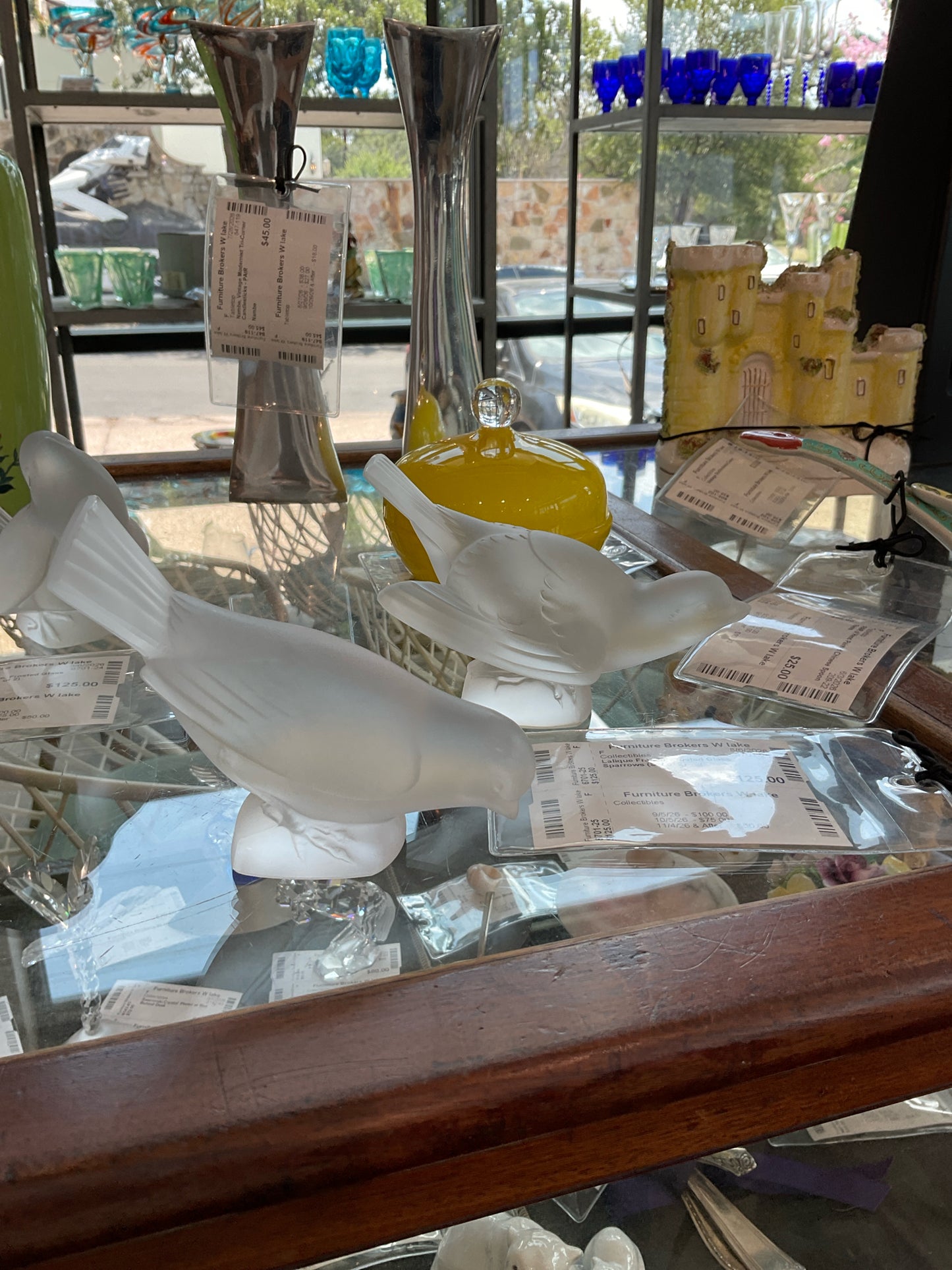Lalique France, Frosted Glass Sparrows (Set of 2)