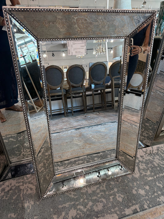 Bassett Mirror Co. Silver Beaded Mirror 24 x 36