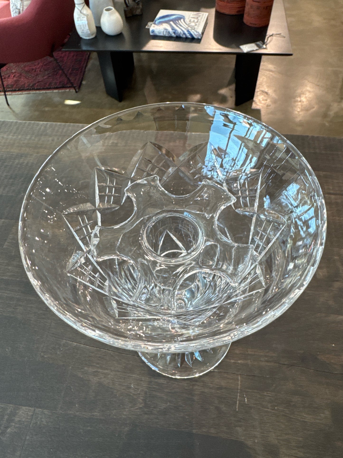 Stuart England Crystal 8" Vase with Frog Insert (signed)