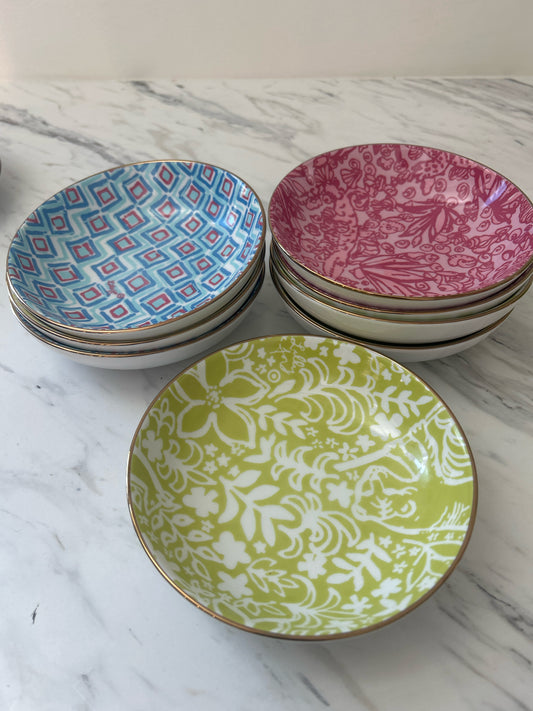 SET of 8  Liily Pulitzer  Multi Design Desert Plates