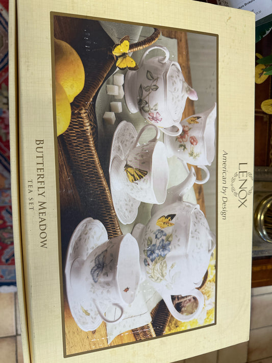 Lenox Butterfly Meadow Tea Set in Box: Tea pot, sugar, creamer, 2cups/saucers