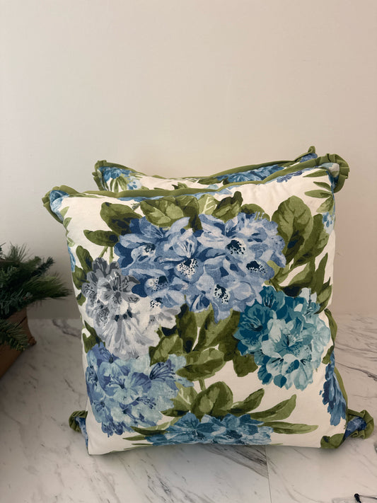 Pair Bay Hill Down Filled Floral Blue/White/Green Pillows