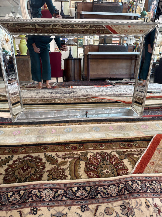 Mirror w/Silver Accent and Edged Beading (48x32)