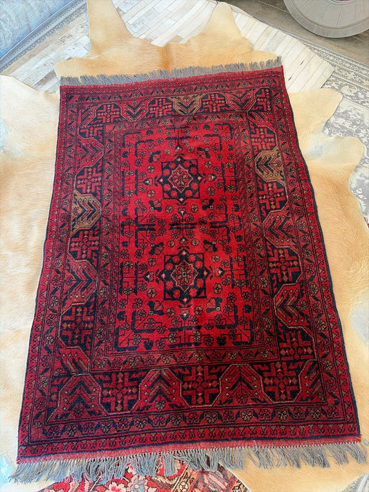 3x5 Turkish Rug Red/Black w/Grey Fringe