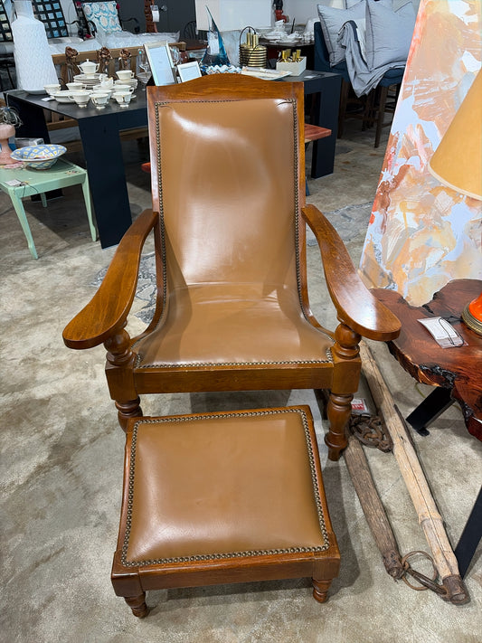 Brown Leather Chair w/Nailhead w/Ottoman