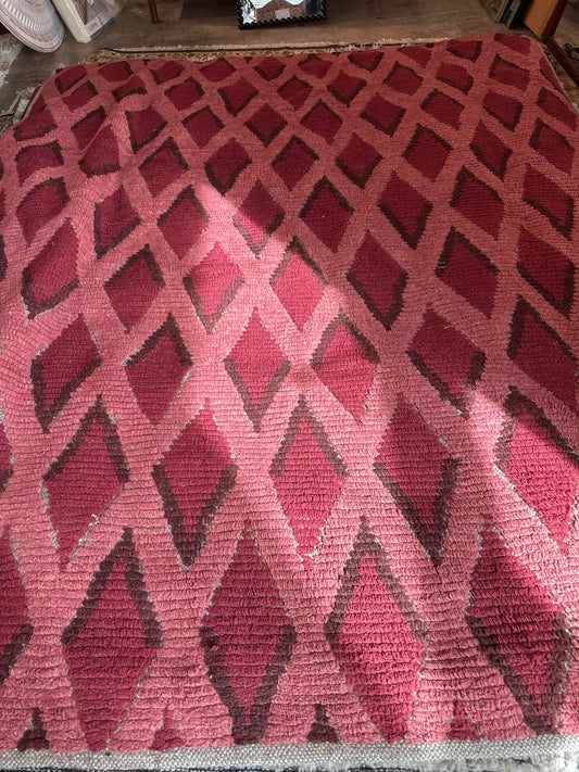 Green Row Veliver Shag Rug 8 x 10-Pink/Brown/Red