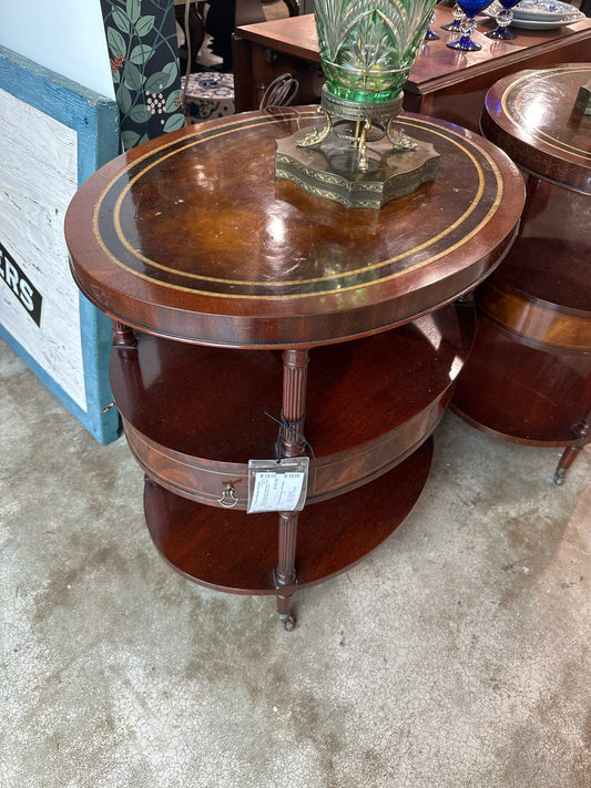 Weiman Furniture Oval Mahogany Side Table w/ Drawer (damage on top)