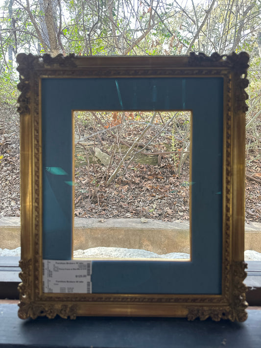 8 x 10 Picture Frame w/ Blue Mat & Gold Frame